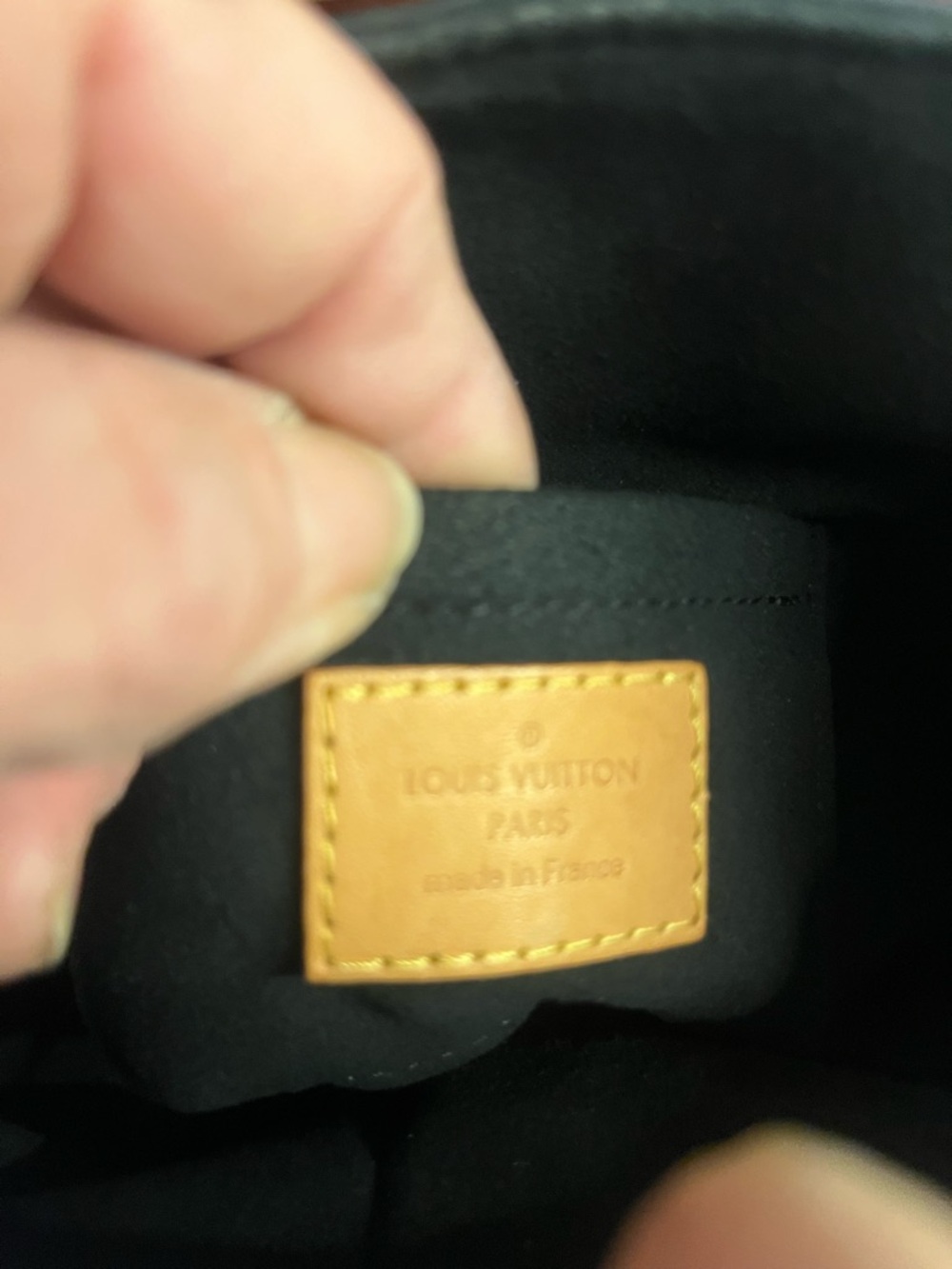 Louis Vuitton Monogram Canvas Bucket Crossbody in Brown and Natural - Picture 10 of 17
